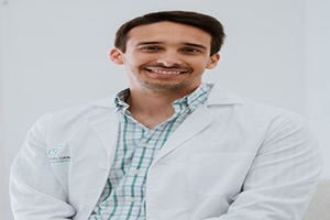 Dr. Gustavo Garriga Martina dermatólogos